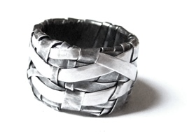 contemporary handcrafted jewellery for men, by designer-maker gurgel-segrillo: woven men series, ring band, in fine silver, oxidized with clean details
