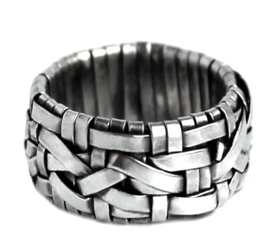 woven band handcrafted in silver: contemporary jewellery by designer-maker gurgel-segrillo